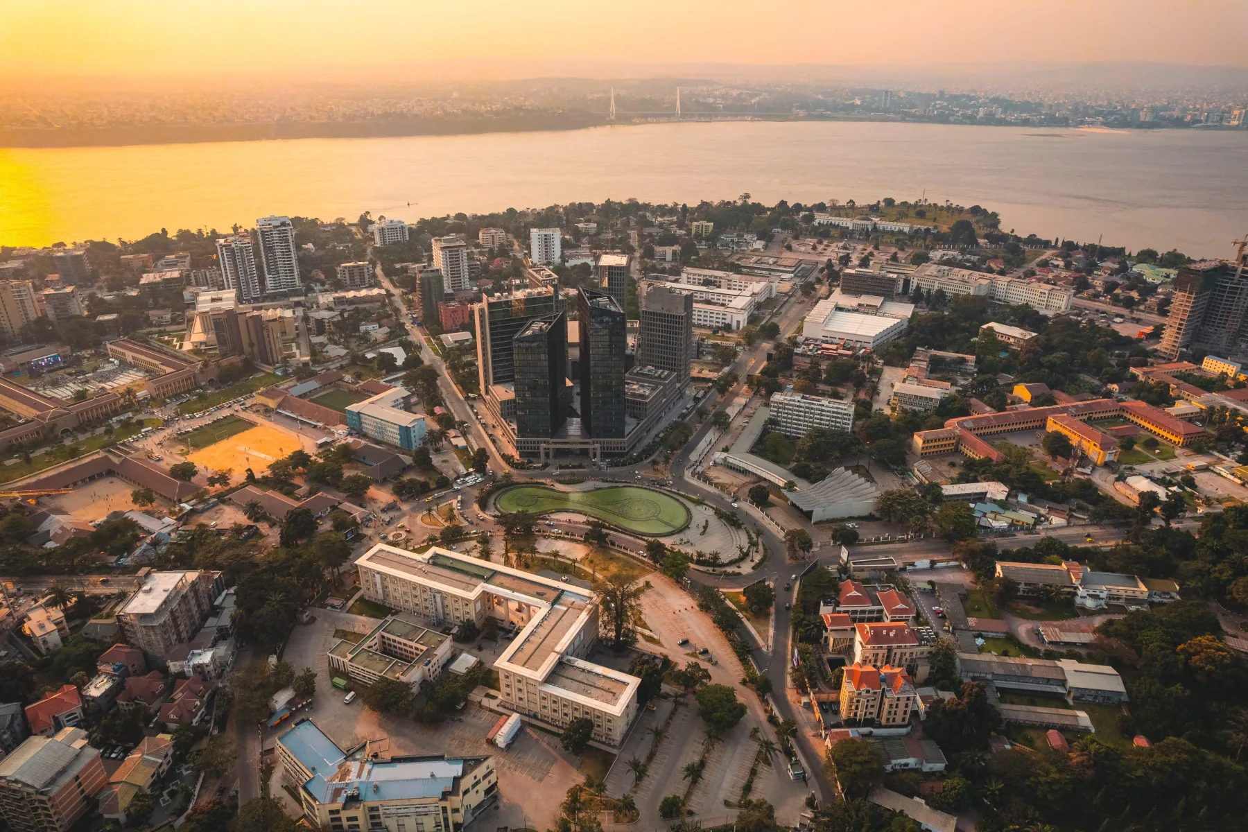 Kinshasa au coucher du soleil